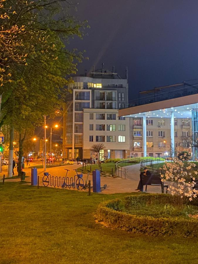 Comfort Apartment Lviv Ngoại thất bức ảnh